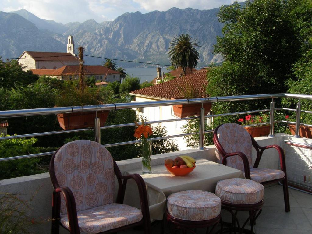 Djurovic Apartments Montenegro Kotor Bilik gambar