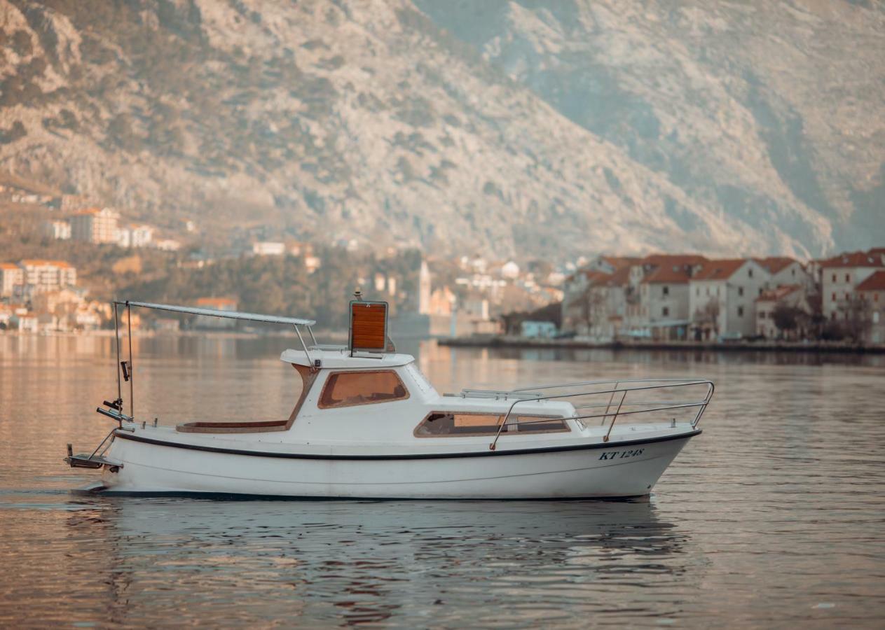 Djurovic Apartments Montenegro Kotor Luaran gambar